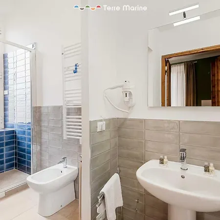 Vicci 57, Terre Marine Oda ve Kahvaltı